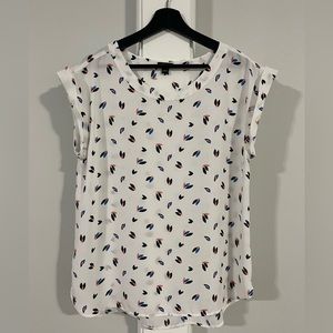 Ann Taylor Factory White Patterned Blouse with Cap Sleeves, Size L
